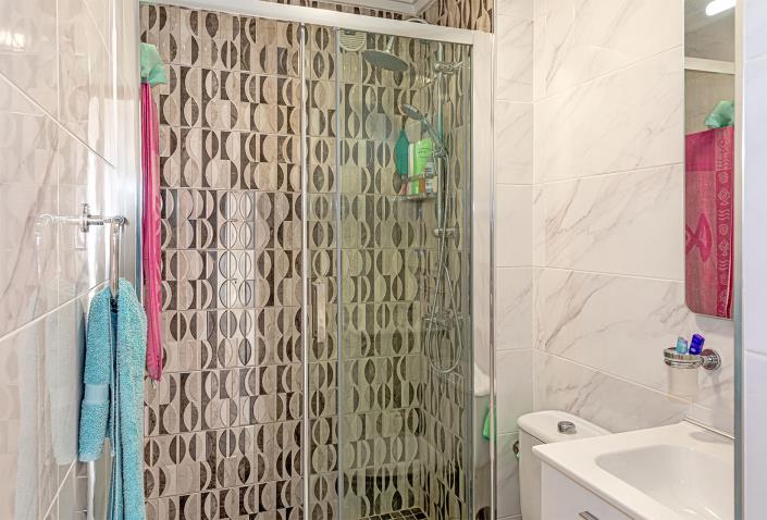 Image No.17-2 Bed Apartment for sale