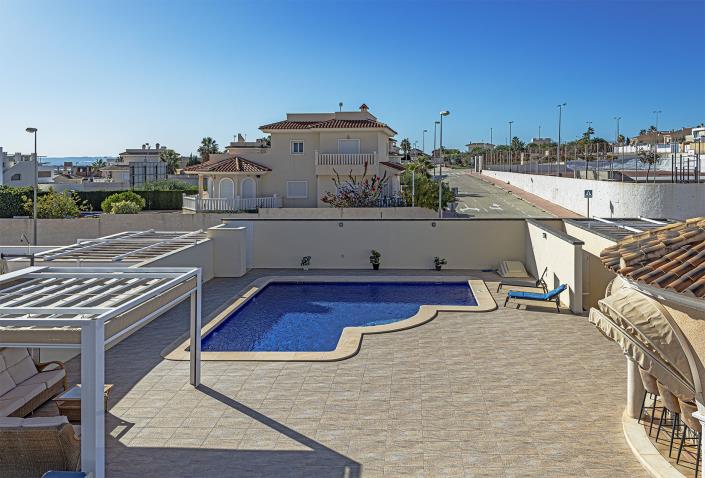 Image No.40-4 Bed Villa / Detached for sale