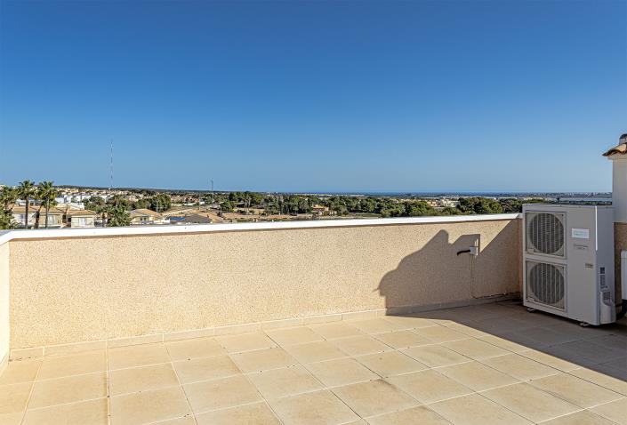 Image No.43-4 Bed Villa / Detached for sale