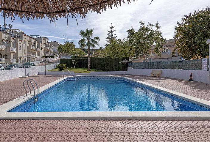 Image No.30-2 Bed Apartment for sale