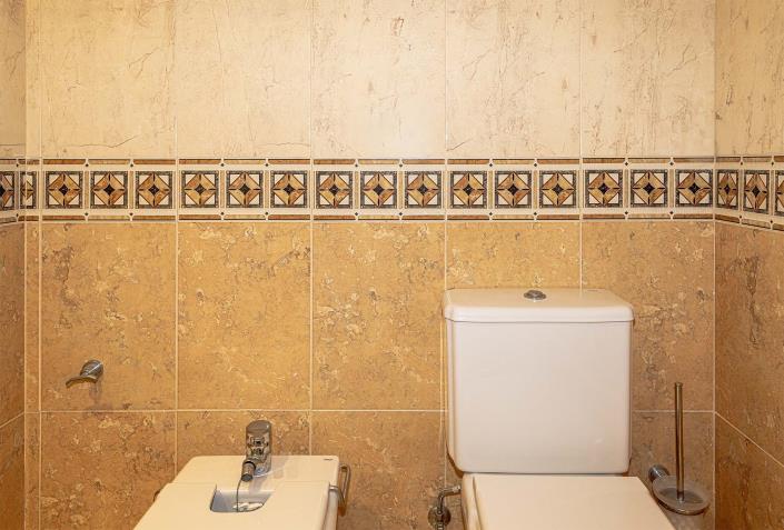 Image No.20-3 Bed Duplex for sale