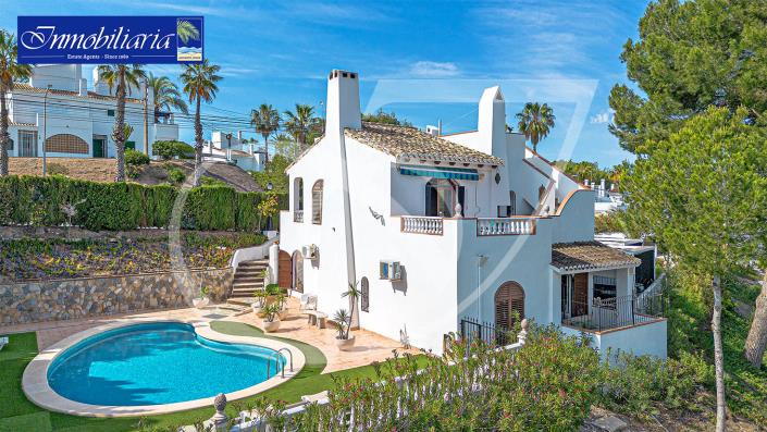 Image No.5-Villa de 4 chambres à vendre à Villamartin