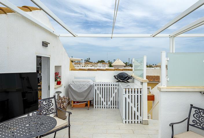 Image No.28-2 Bed Apartment for sale