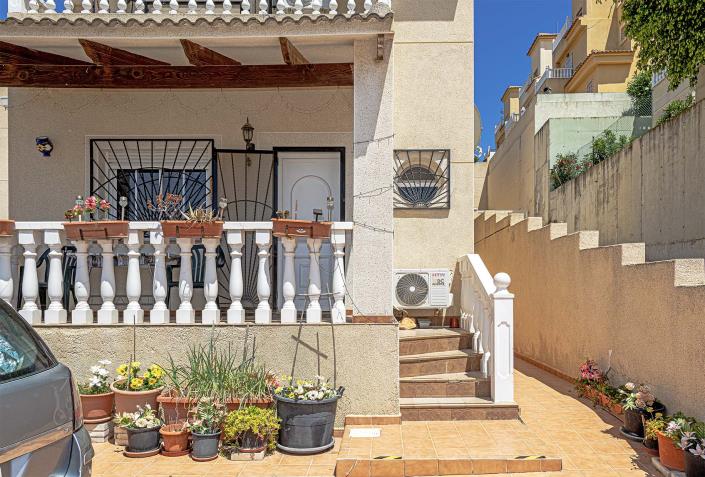 Image No.5-3 Bed Villa / Detached for sale