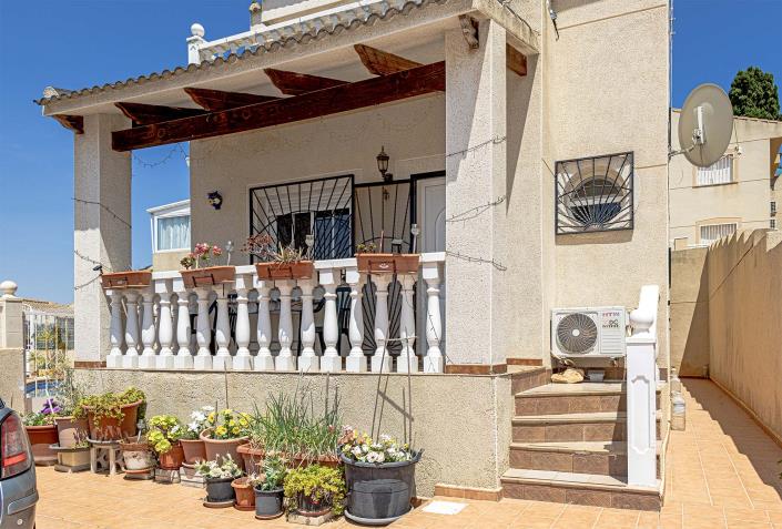 Image No.4-3 Bed Villa / Detached for sale