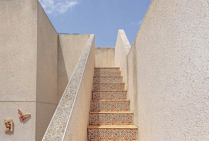 Image No.23-2 Bed Semi-Detached for sale