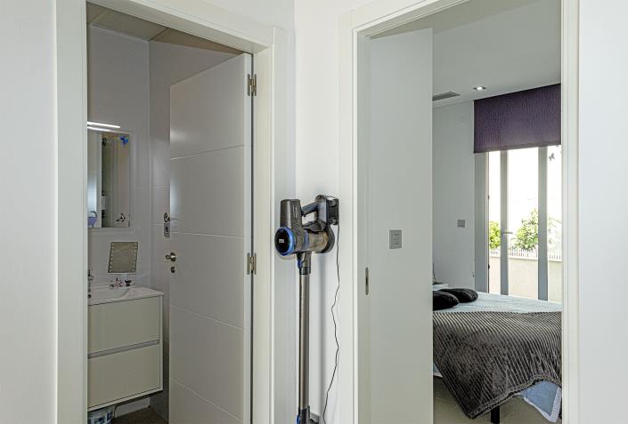 Image No.18-3 Bed Villa / Detached for sale