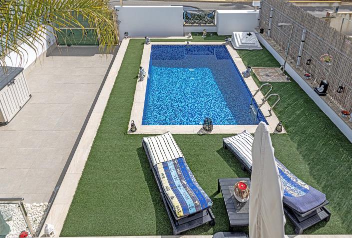 Image No.37-3 Bed Villa / Detached for sale