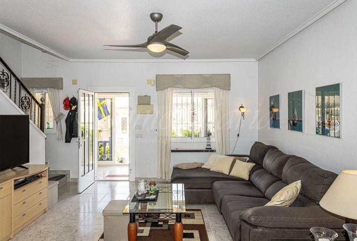 Image No.12-3 Bed Villa / Detached for sale