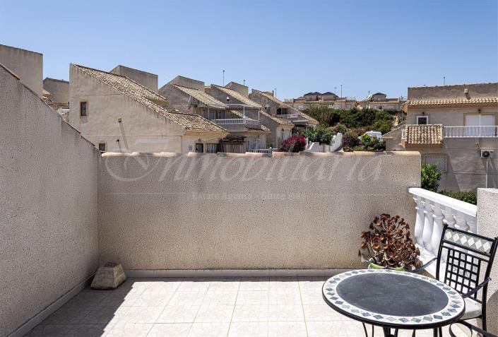 Image No.28-3 Bed Villa / Detached for sale