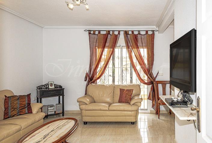 Image No.15-3 Bed Villa / Detached for sale