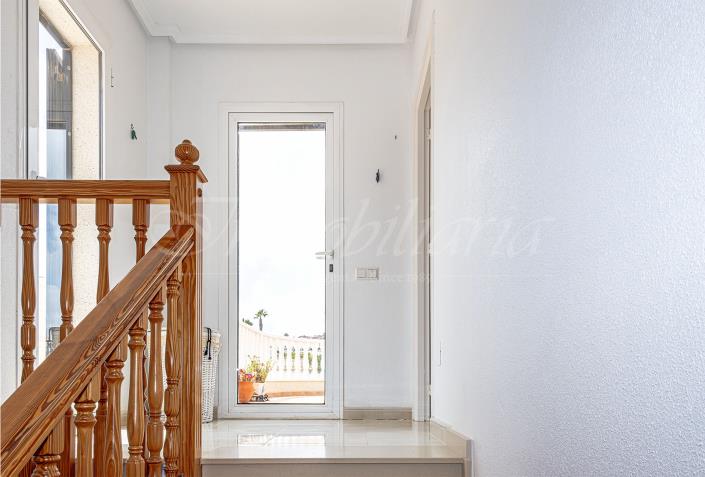 Image No.35-3 Bed Villa / Detached for sale