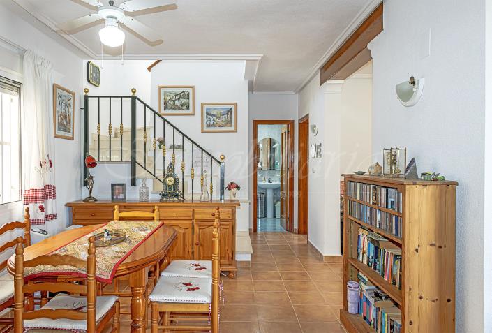 Image No.12-3 Bed Villa / Detached for sale