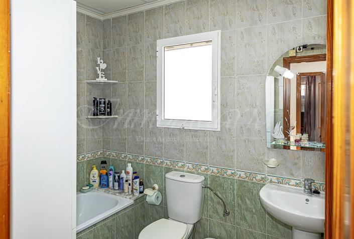 Image No.29-3 Bed Villa / Detached for sale