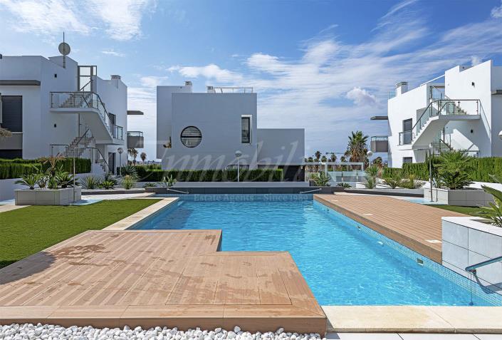 Image No.31-2 Bed Apartment for sale