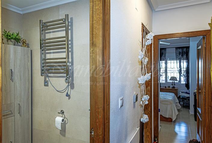 Image No.24-2 Bed Apartment for sale