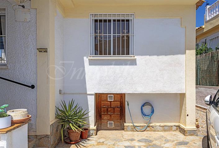 Image No.6-2 Bed Semi-Detached for sale