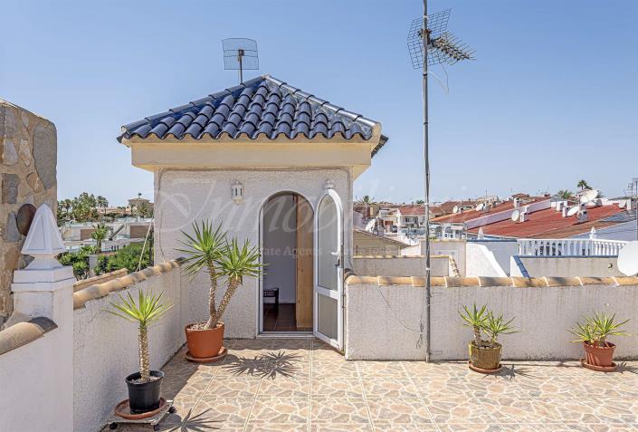 Image No.34-2 Bed Semi-Detached for sale