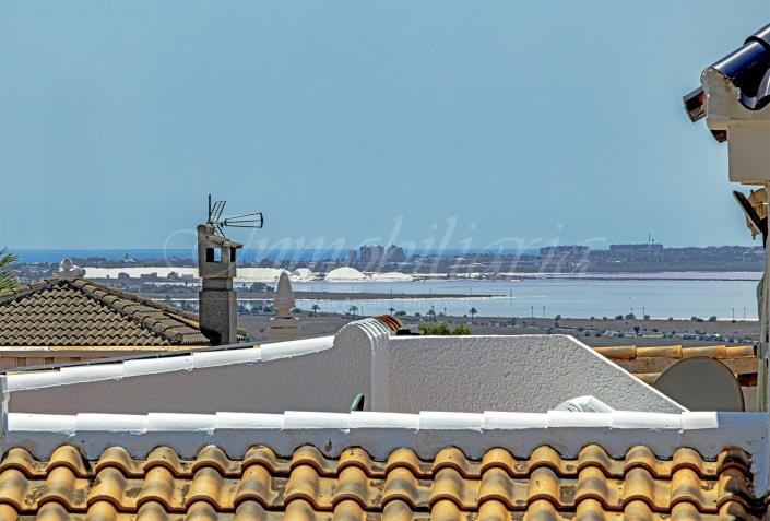 Image No.36-2 Bed Semi-Detached for sale