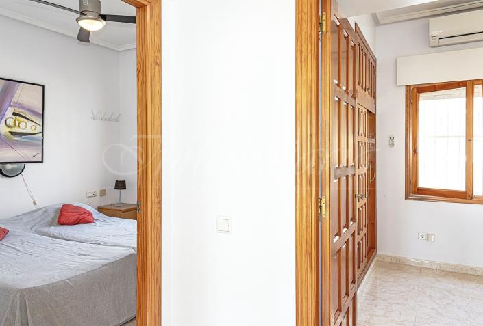 Image No.21-4 Bed Villa / Detached for sale