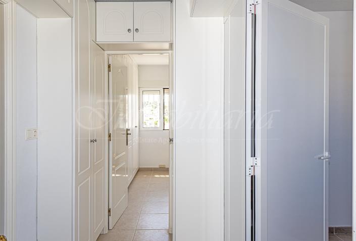 Image No.30-4 Bed Villa / Detached for sale