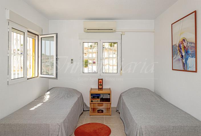 Image No.37-4 Bed Villa / Detached for sale