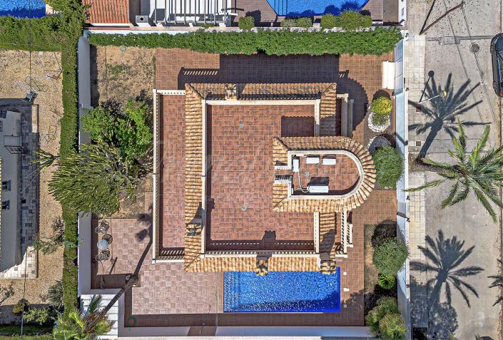 Image No.4-4 Bed Villa / Detached for sale