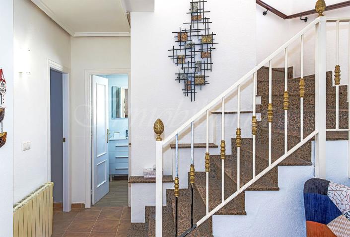 Image No.25-3 Bed Villa / Detached for sale