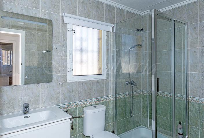 Image No.31-3 Bed Villa / Detached for sale