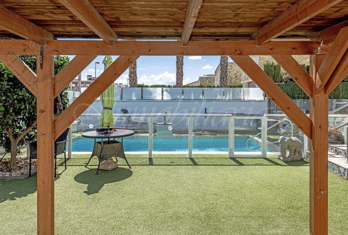 Image No.4-3 Bed Villa / Detached for sale