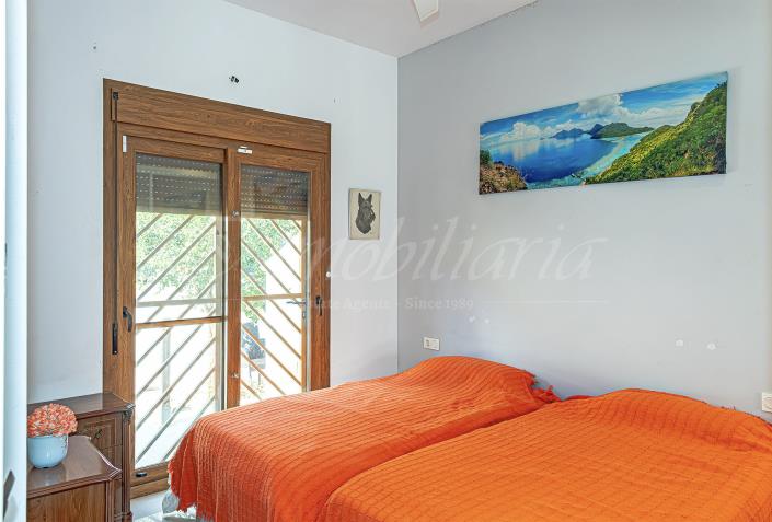 Image No.20-3 Bed Villa / Detached for sale