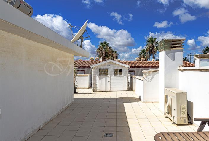 Image No.35-3 Bed Villa / Detached for sale