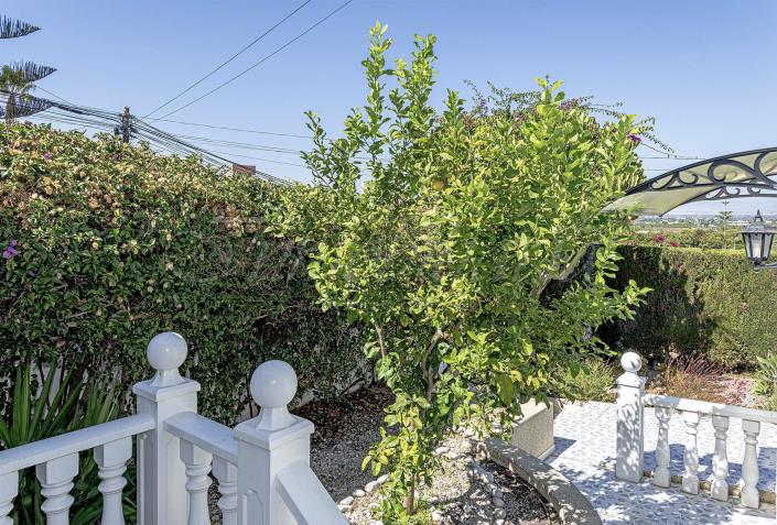 Image No.45-4 Bed Villa / Detached for sale