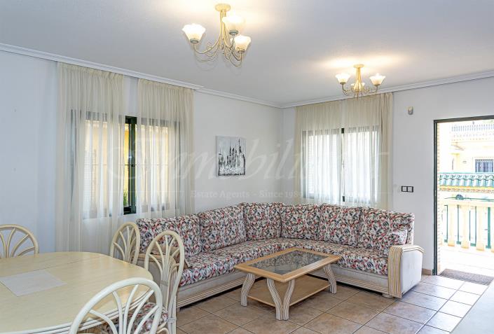 Image No.18-3 Bed Villa / Detached for sale