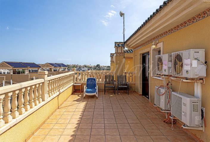 Image No.41-3 Bed Villa / Detached for sale