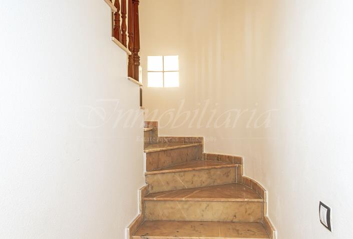 Image No.46-3 Bed Villa / Detached for sale