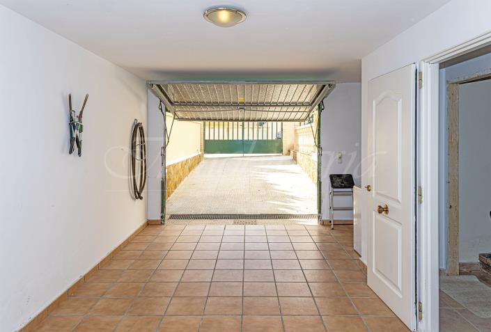 Image No.53-3 Bed Villa / Detached for sale