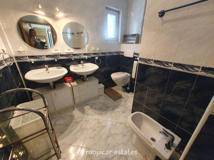 Image No.9-Villa de 7 chambres à vendre à Mojacar