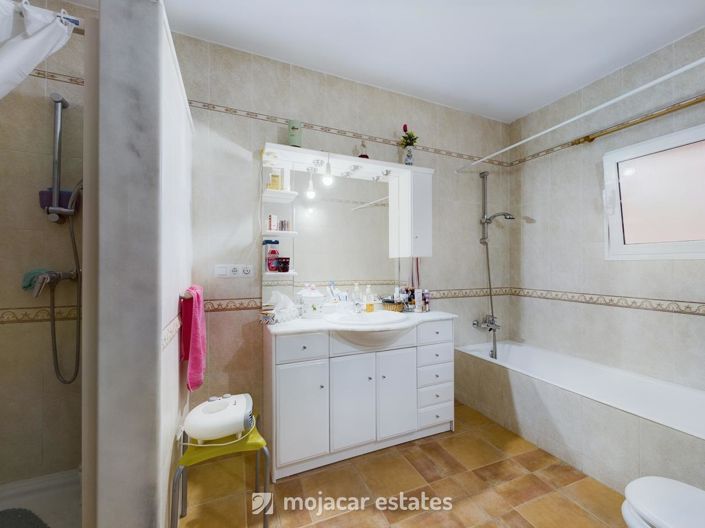 Image No.17-Maison de ville de 5 chambres à vendre à Turre