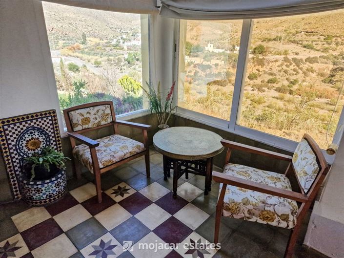 Image No.11-7 Bed Villa for sale