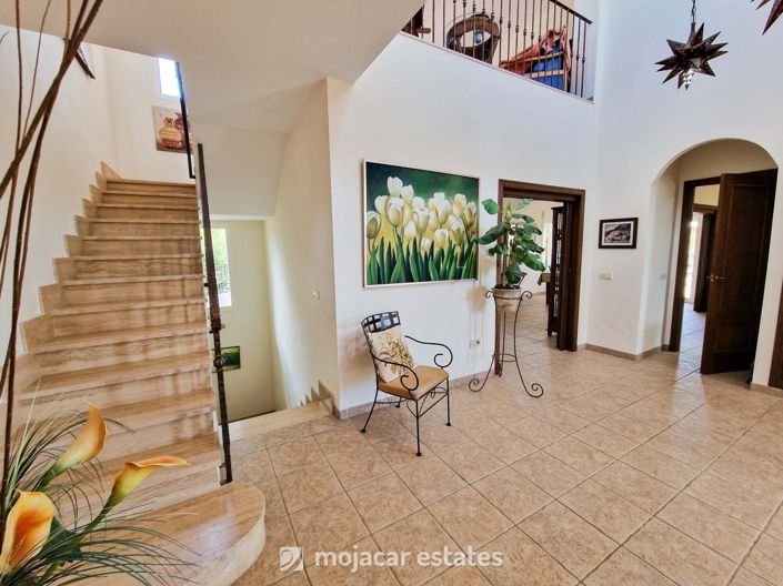 Image No.12-4 Bed Villa for sale