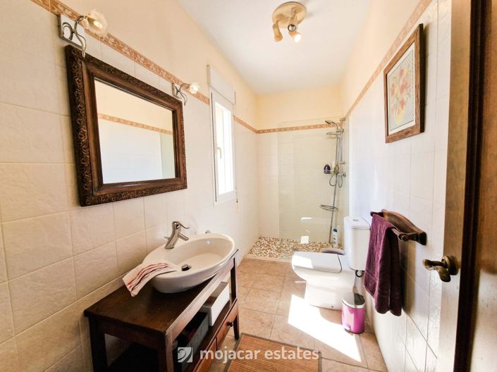 Image No.20-4 Bed Villa for sale