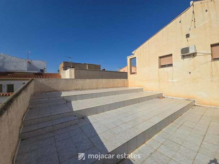 Image No.10-4 Bed Villa for sale