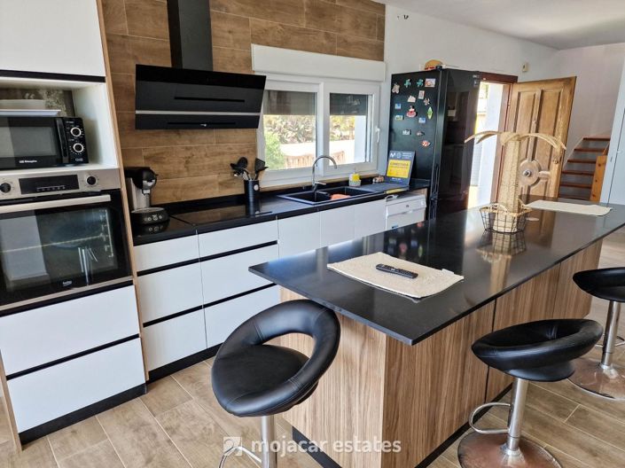 Image No.4-Villa de 5 chambres à vendre à Vera Playa