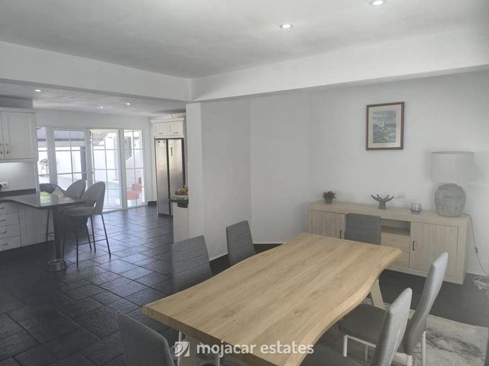 Image No.5-Villa de 3 chambres à vendre à Las Cunas