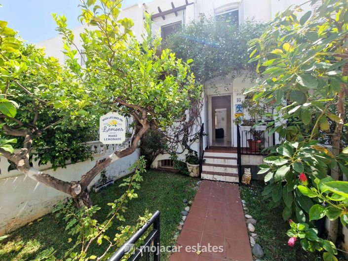 Image No.9-3 Bed Townhouse for sale