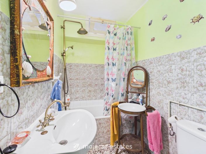 Image No.14-2 Bed Apartment for sale