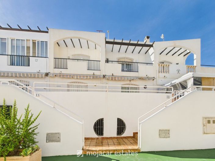 Image No.5-3 Bed Townhouse for sale