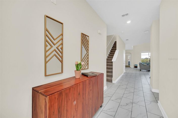 Image No.4-5 Bed House for sale