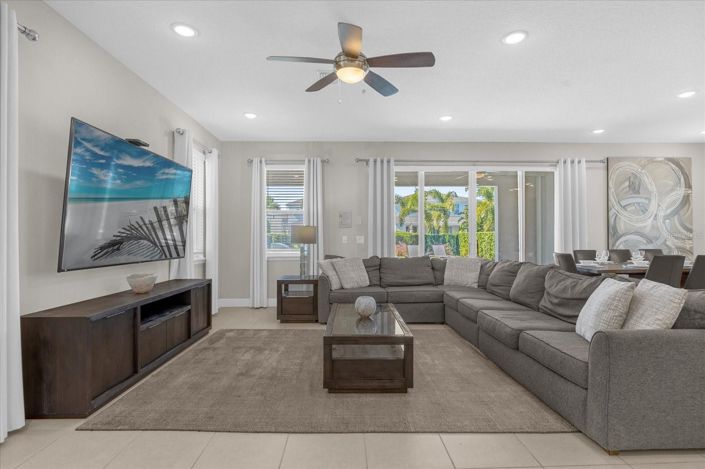 Image No.15-5 Bed House for sale